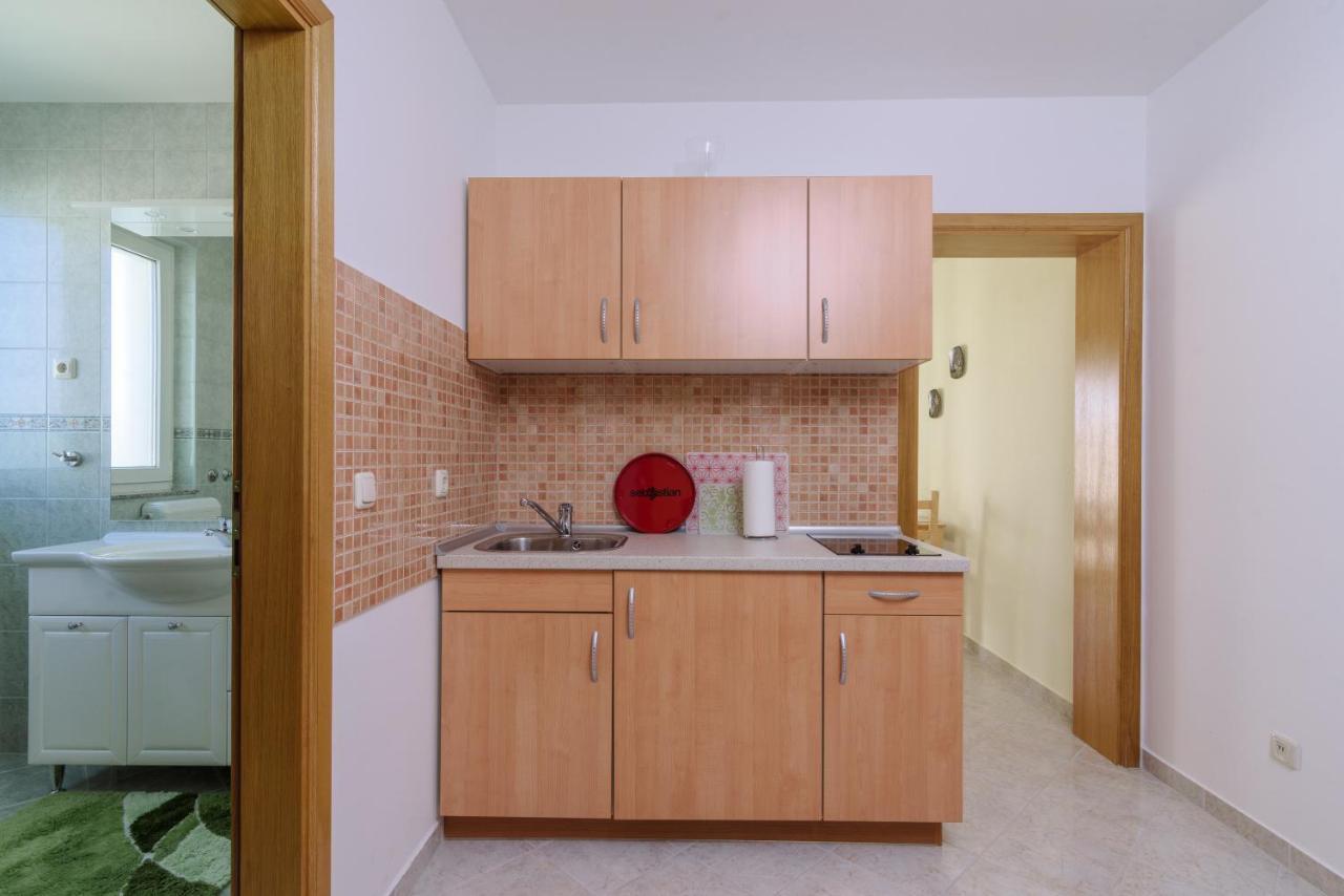 Apartmani Emil 特罗吉尔 外观 照片