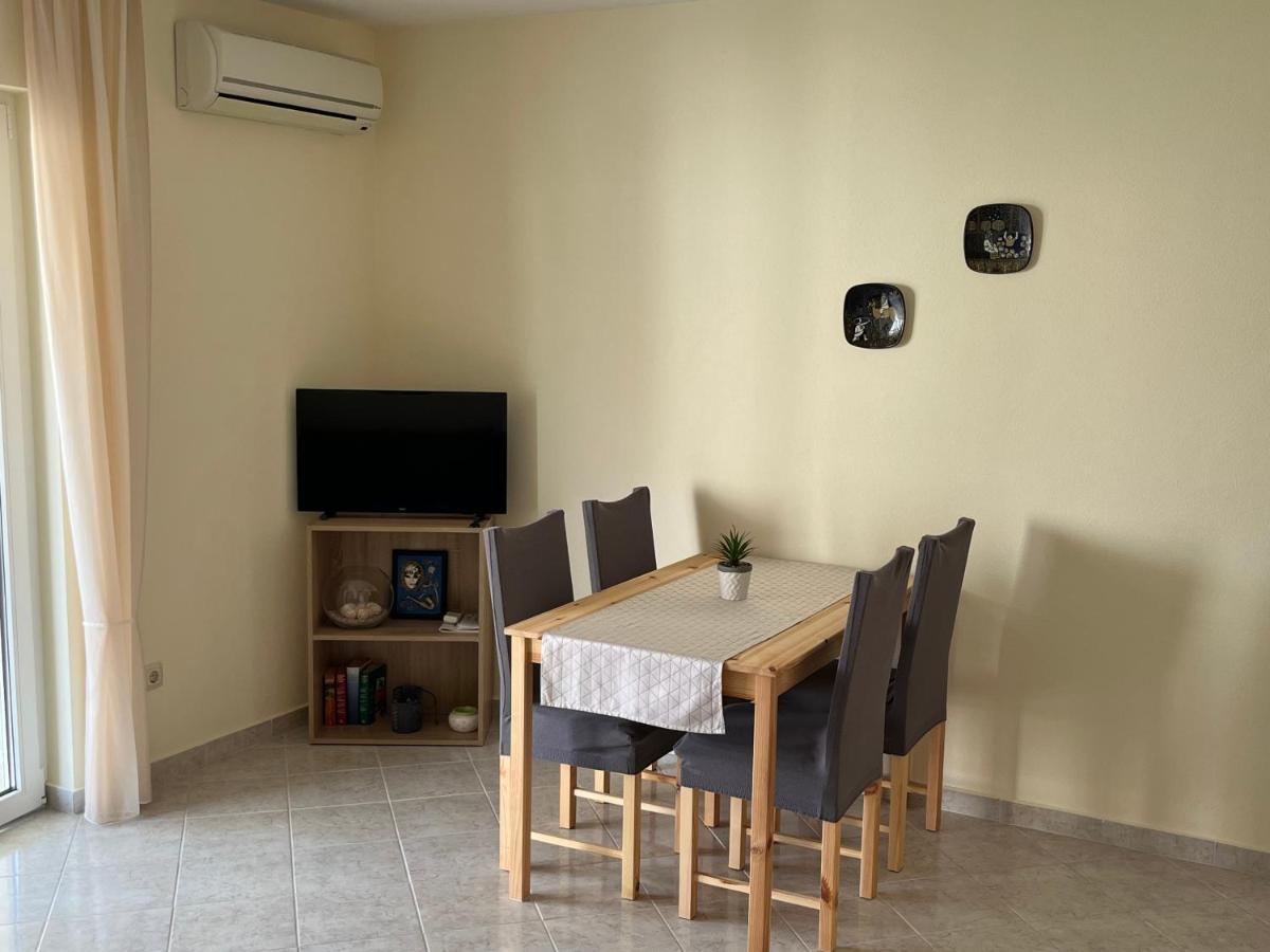 Apartmani Emil 特罗吉尔 外观 照片